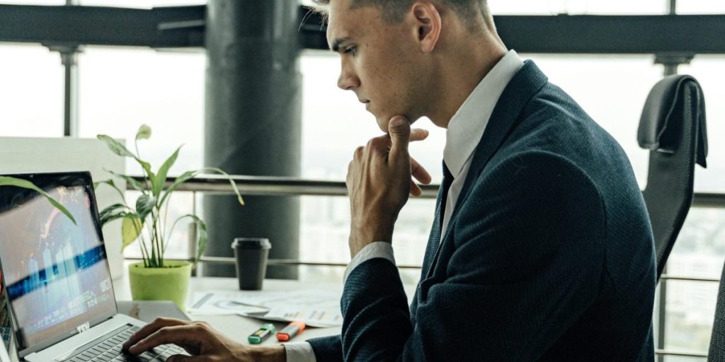 Tech Industry Layoffs 2026 Reshape Startup Fundraising and Create New Opportunities