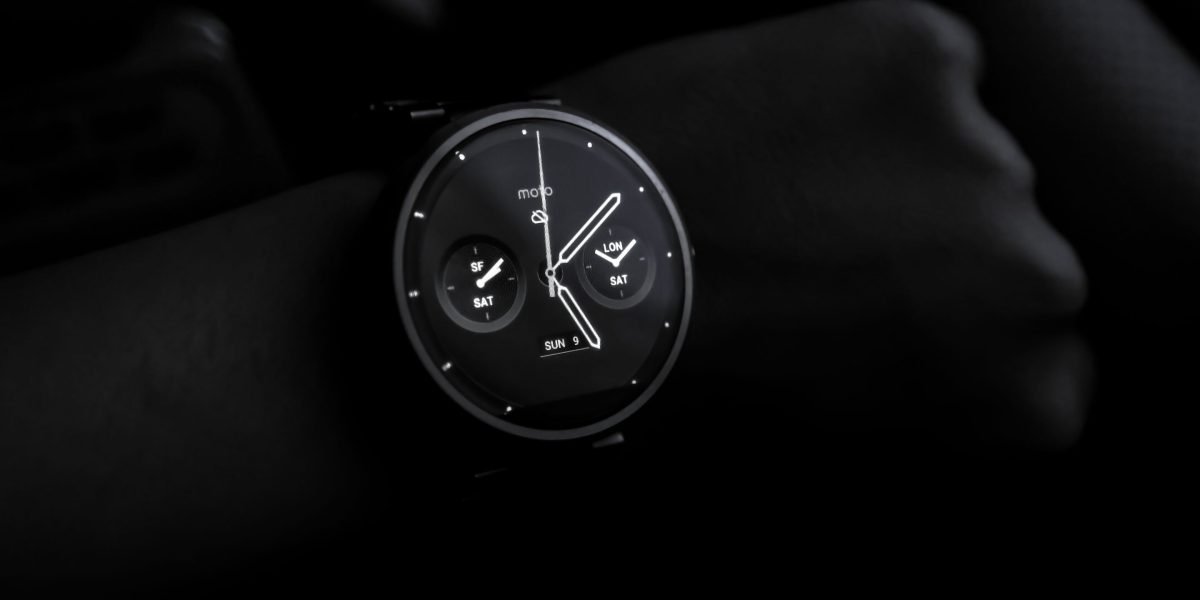 Why Wearable Technology and Civic Tech Offer Big 2026 Investor Returns