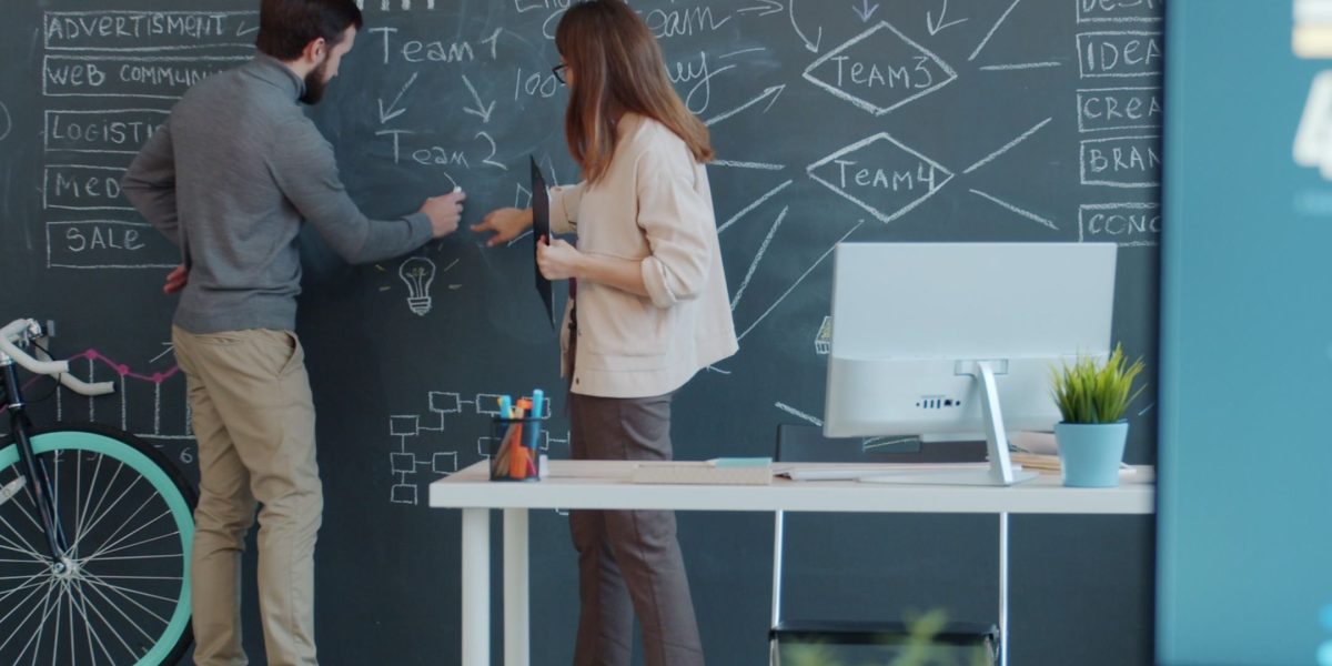Early-Stage Investing: How Founders Attract Capital and Investors Spot Deals